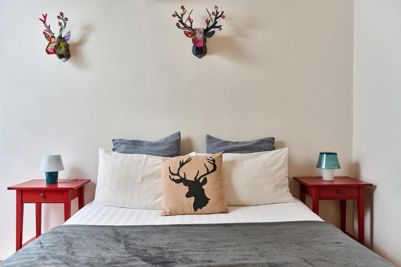 Al Cavour 34 Bed & Breakfast Trento Exterior photo