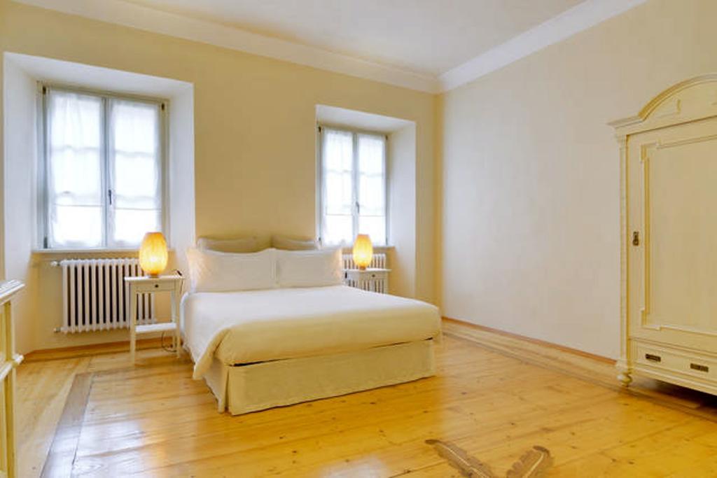 Al Cavour 34 Bed & Breakfast Trento Exterior photo