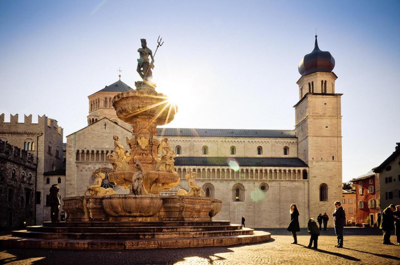 Al Cavour 34 Bed & Breakfast Trento Exterior photo
